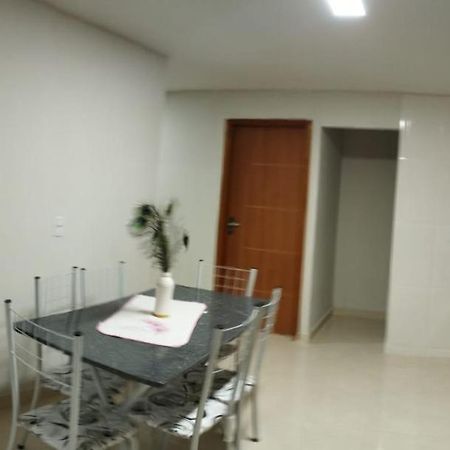 Residencial Casa Grande - Apto 03 サンタ・クルース・カブラーリア エクステリア 写真