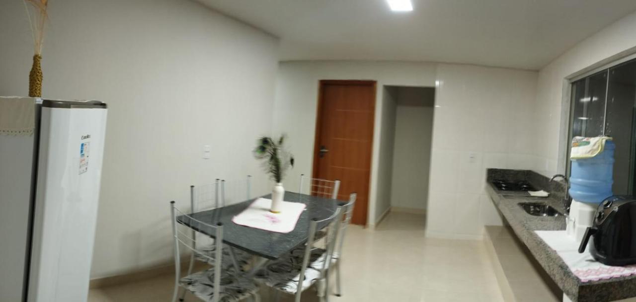 Residencial Casa Grande - Apto 03 サンタ・クルース・カブラーリア エクステリア 写真